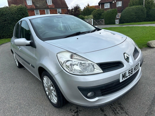 Renault Clio  1.2 16v Dynamique 5dr