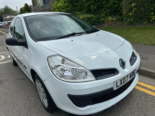 Renault Clio  1.4 16v Expression 3dr