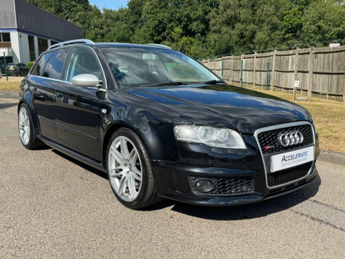 Audi RS4 Saloon  4.2 quattro 5dr