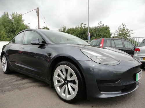 Tesla Model 3  Standard Range Plus Auto RWD 4dr