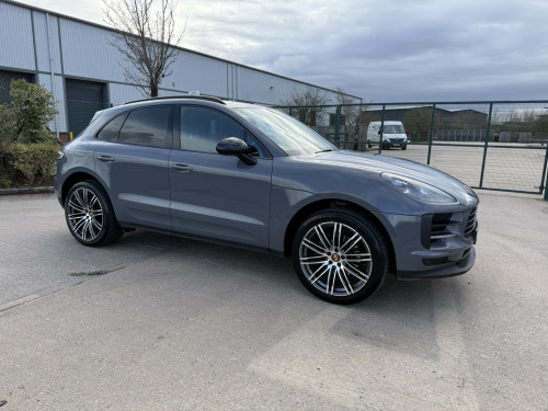Porsche Macan  2.0 T 