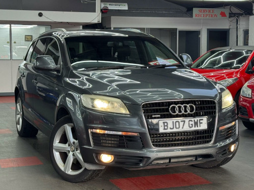 Audi Q7  3.0 TDI S line quattro 5dr 