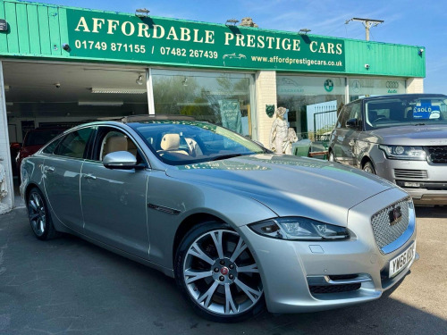 Jaguar XJ  3.0 V6 Portfolio Auto Euro 6 (s/s) 4dr