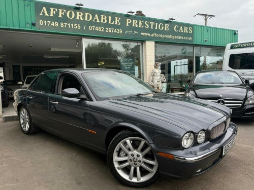 Jaguar XJR  4.2 V8 4dr