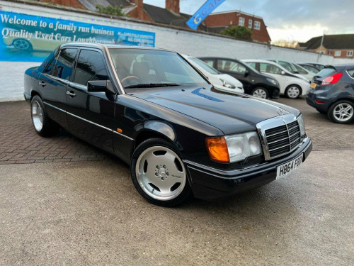 Mercedes-Benz 260 2.6 E 4dr