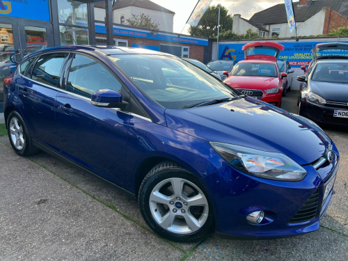 Ford Focus  1.6 Zetec Navigator Powershift Euro 5 5dr