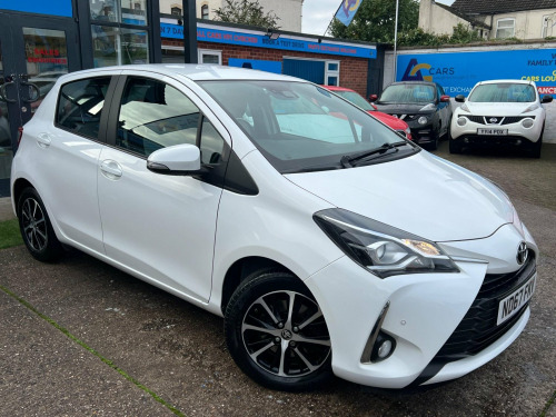 Toyota Yaris  1.5 VVT-i Icon Tech CVT Euro 6 5dr