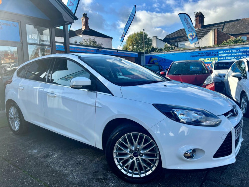 Ford Focus  1.6 Zetec Euro 5 5dr