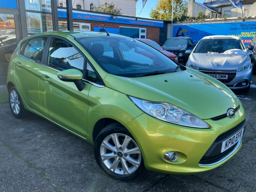 Ford Fiesta  1.4 Zetec 5dr