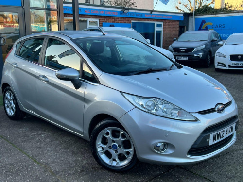 Ford Fiesta  1.4 Zetec 5dr