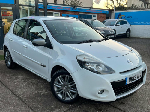 Renault Clio  1.2 TCe Dynamique TomTom Euro 5 5dr