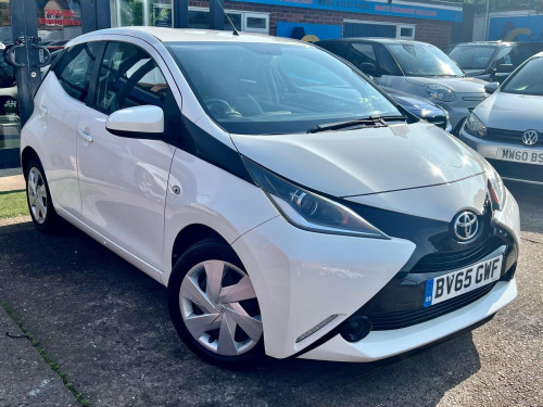 Toyota AYGO  1.0 VVT-i x-play Euro 5 5dr Euro 5