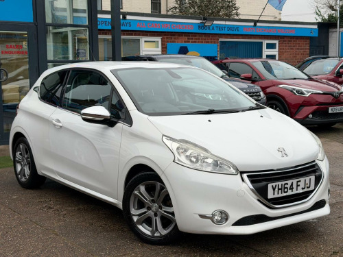 Peugeot 208  1.2 VTi PureTech Allure Euro 5 3dr 