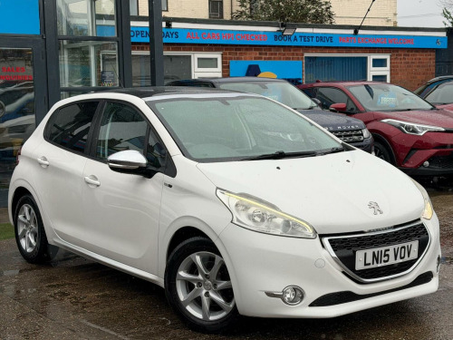 Peugeot 208  1.2 VTi PureTech Style Euro 6 5dr 