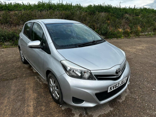 Toyota Yaris  1.33 Dual VVT-i TR Euro 5 5dr