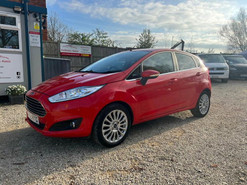 Ford Fiesta  1.5 TDCi Titanium Euro 5 5dr