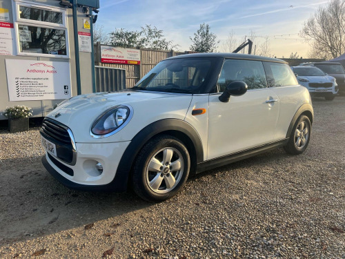 MINI Hatch  1.5 Cooper Euro 6 (s/s) 3dr