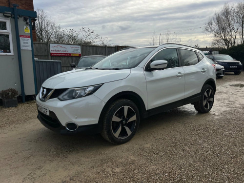 Nissan Qashqai  1.6 DIG-T n-tec+ 2WD Euro 6 (s/s) 5dr