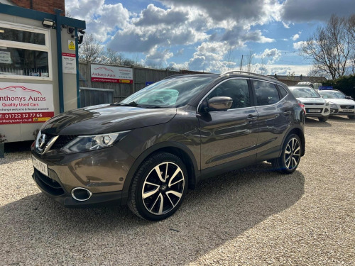 Nissan Qashqai  1.6 dCi Tekna XTRON 2WD Euro 5 (s/s) 5dr