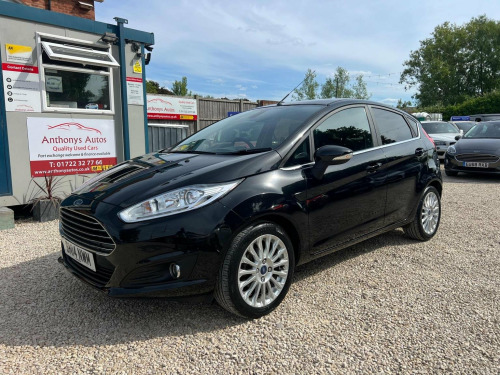 Ford Fiesta  1.0T EcoBoost Titanium Euro 5 (s/s) 5dr