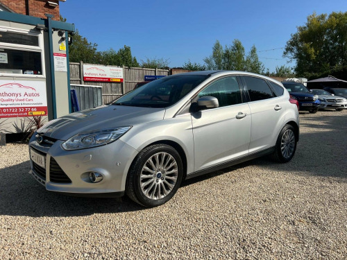 Ford Focus  1.6T EcoBoost Titanium X Euro 5 (s/s) 5dr