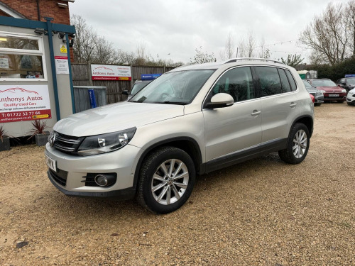 Volkswagen Tiguan  2.0 TSI SE DSG 4WD Euro 5 5dr 