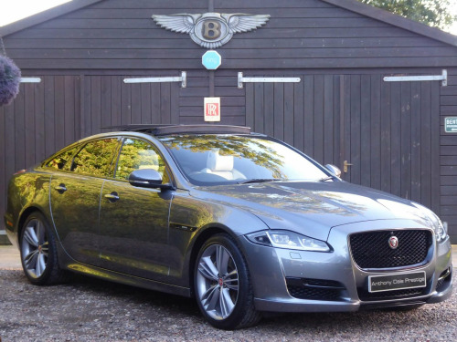 Jaguar XJ  3.0 V6 R-Sport Auto Euro 6 (s/s) 4dr