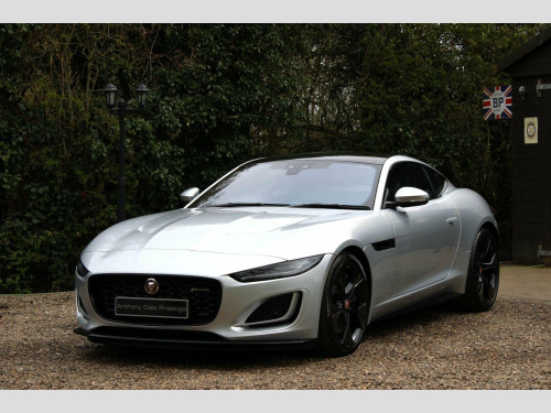 Jaguar F-TYPE  5.0 V8 R-Dynamic Auto Euro 6 (s/s) 2dr
