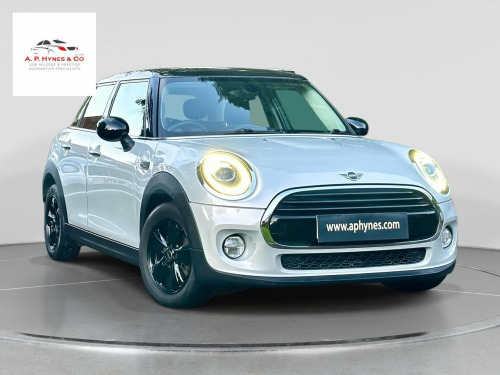 MINI Hatch  1.5 Cooper Euro 6 (s/s) 5dr