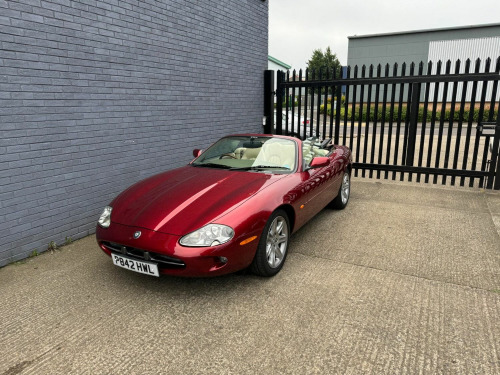 Jaguar XK8  4.0 2dr