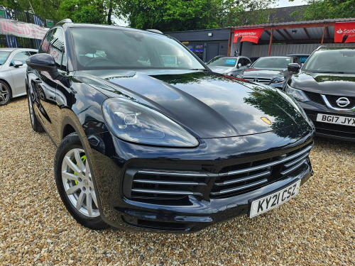 Porsche Cayenne  3.0 V6 E-Hybrid 17.9kWh TiptronicS 4WD Euro 6 (s/s) 5dr (3.6kW Charger)