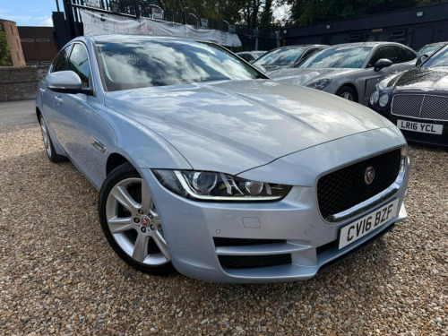 Jaguar XE  2.0d Portfolio Auto Euro 6 (s/s) 4dr