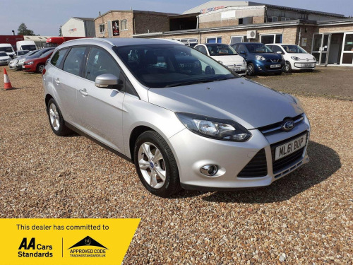 Ford Focus  1.6 Zetec Euro 5 5dr