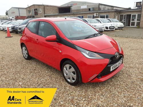Toyota AYGO  1.0 VVT-i x-play Euro 5 5dr Euro 5