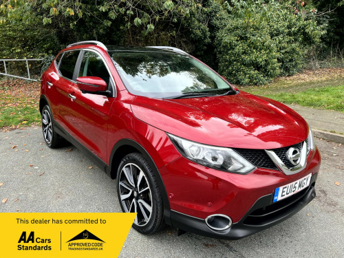 Nissan Qashqai  1.6 DIG-T Tekna
