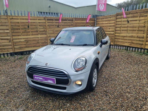 MINI Hatch  1.5 Cooper D Euro 6 (s/s) 5dr