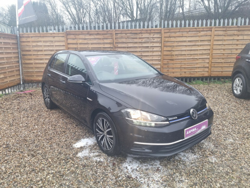 Volkswagen Golf  1.5 TSI EVO SE 