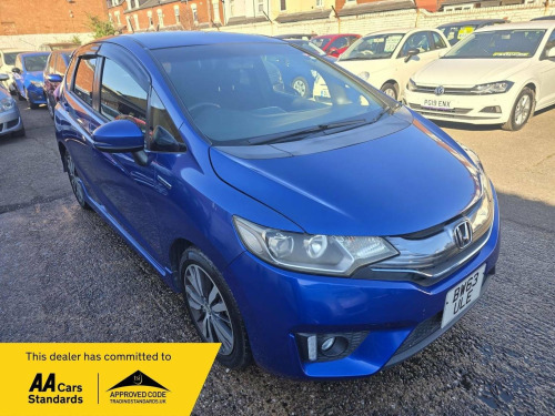 Honda FIT  Honda Fit 1.5 Hybrid Automatic