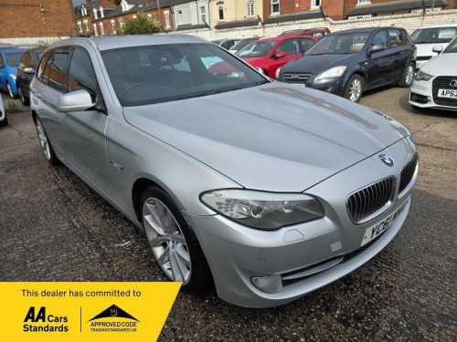 BMW 5 Series  2.0 520d SE Touring Steptronic Euro 5 (s/s) 5dr