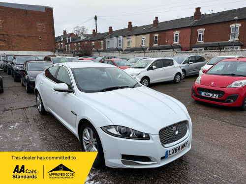 Jaguar XF  2.2 d Luxury 