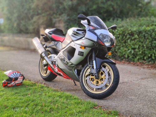 APRILIA RSV1000  1000 R