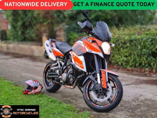 KTM 990