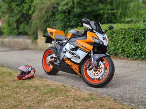 Honda CBR1000RR FIREBLADE  CUSTOM BUILD ONE OF A KIND
