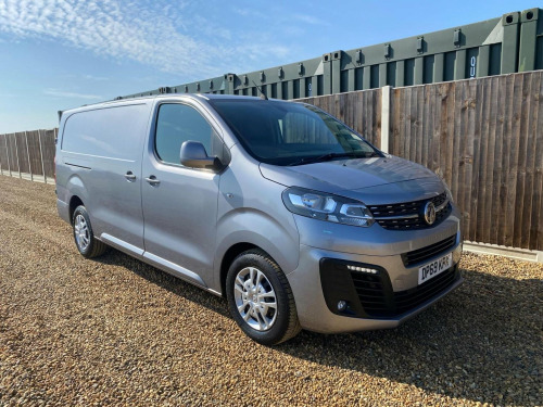Vauxhall Vivaro  1.5 Turbo D 2900 Sportive L2 H1 Euro 6 (s/s) 5dr