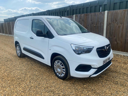 Vauxhall Combo  1.6 Turbo D 2300 Sportive L1 H1 Euro 6 (s/s) 4dr