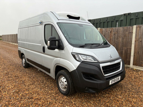 Peugeot Boxer  2.0 BlueHDi 335 Professional L2 H2 Euro 6 5dr
