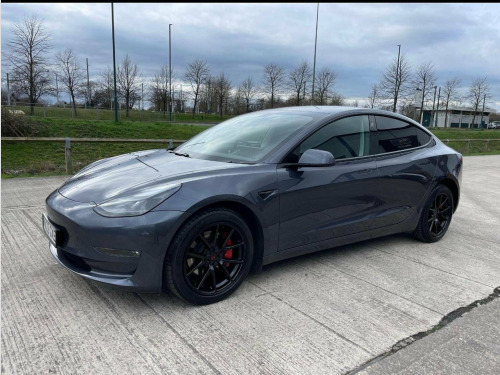 Tesla Model 3  (Dual Motor) Long Range Auto 4WDE 4dr