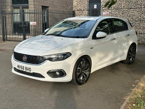 Fiat Tipo  1.4 MPI Lounge Euro 6 5dr