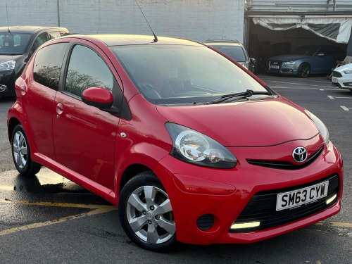 Toyota AYGO  1.0 VVT-i Move Euro 5 5dr