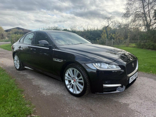 Jaguar XF  2.0d R-Sport Auto AWD Euro 6 (s/s) 4dr
